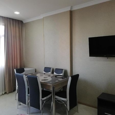 Aqua Batumi Hotel & Apartments Extérieur photo