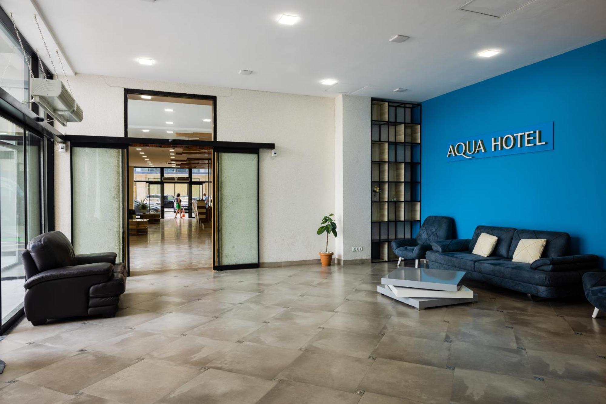 Aqua Batumi Hotel & Apartments Extérieur photo